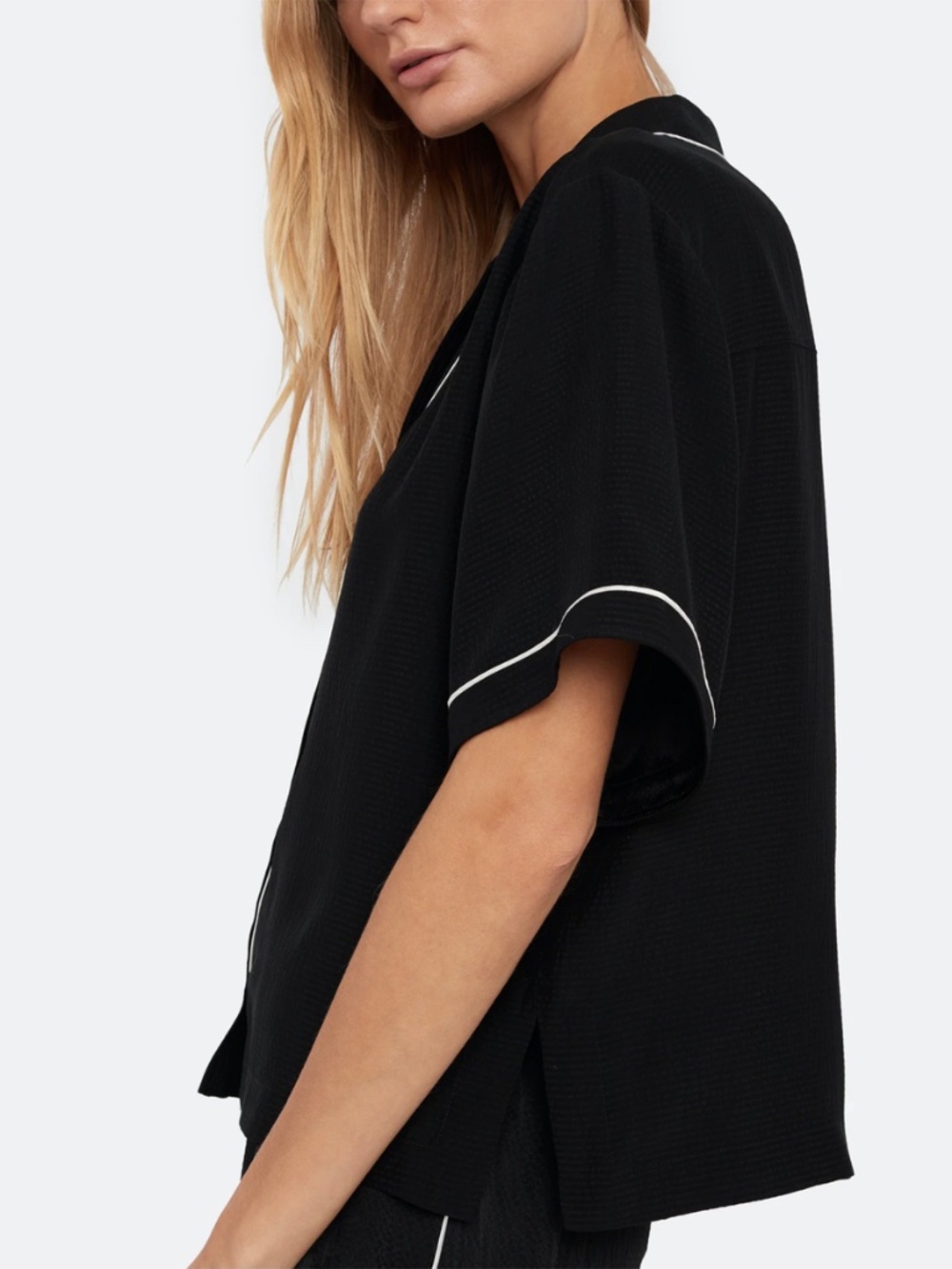 ATM WOMEN NWT HAMMERED SILK S/S CROPPED BLACK BLOUSE. SIZE S - Picture 2 of 14